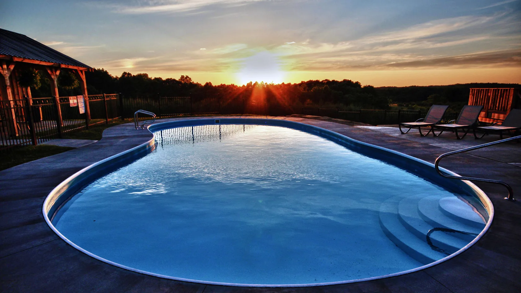 Открытый бассейн